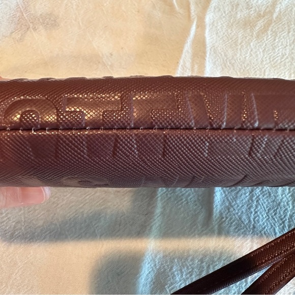 Steve Madden NEW with tags wristlet, brown, card slots, pockets, roomy - Picture 9 of 9